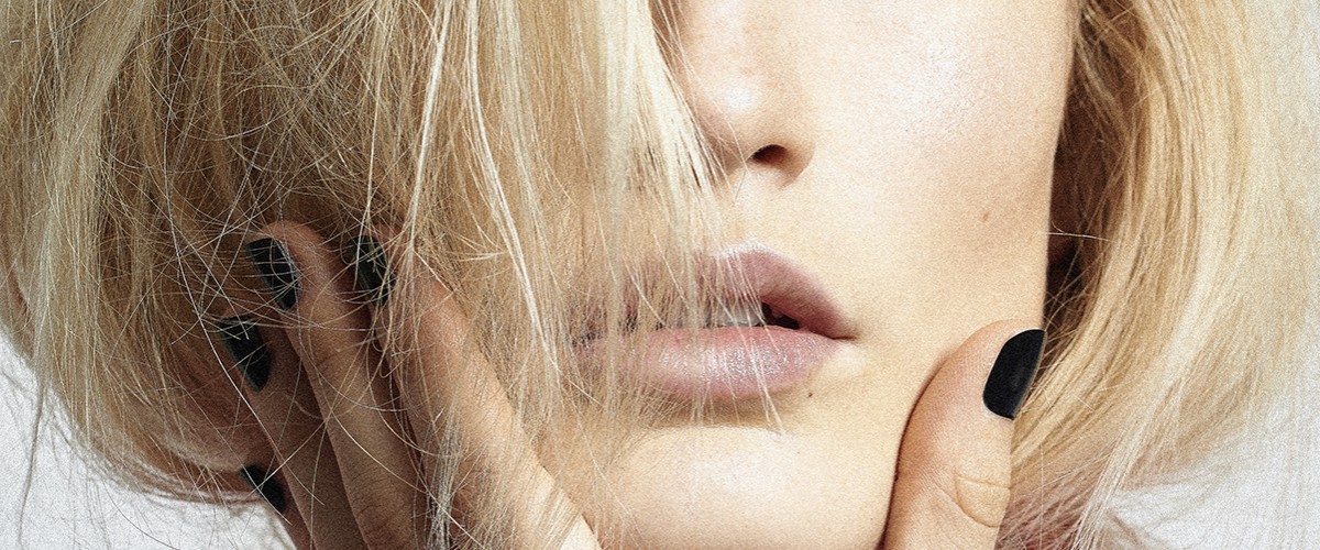 Photographe: Vincent Binant, Mannequin: @Pollybatchelor (Unique NZ/ Marilyn Paris), Stylisme: Mario Lollia, Makeup & Hair by me, Mannequin main et manucure: Me